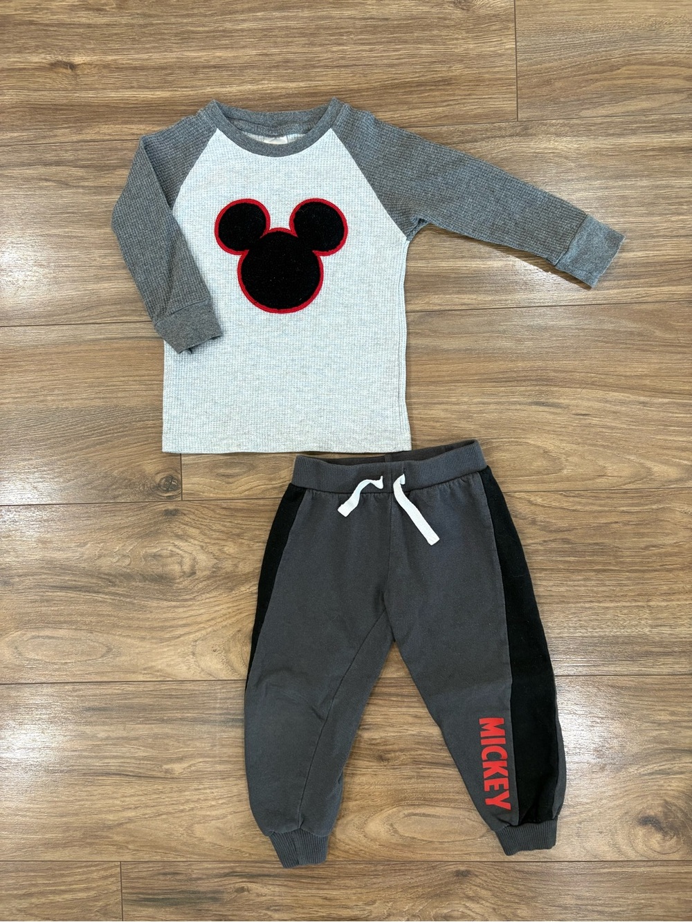 Disney Toddler Black & Gray Mickey Logo Sweatshirt Set